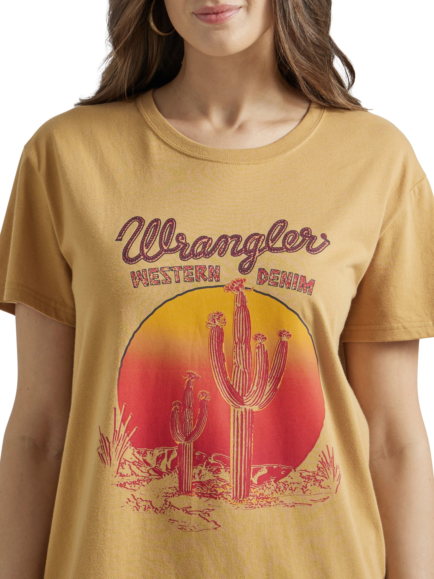 Wrangler Women's Western Graphic Boyfriend Tee Pale Gold