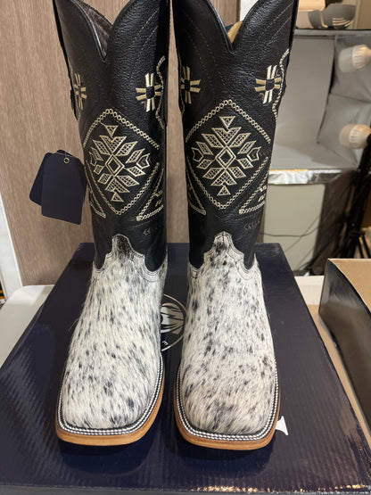 Rock'em Women's Aztec Cow Hair Boots Size: 9.5 *AS SEEN ON IMAGE*