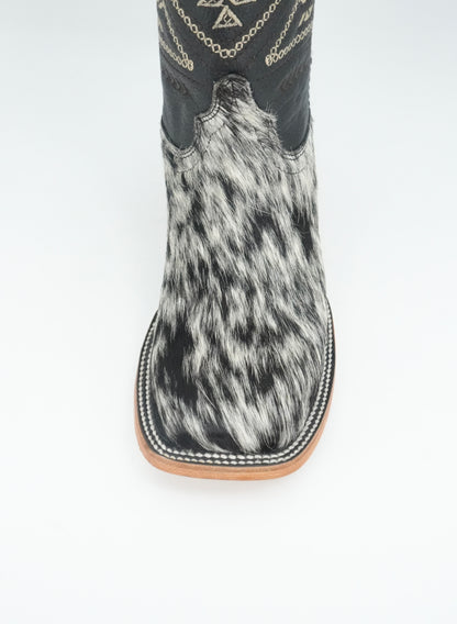 Rock'em Women's Aztec Cow Hair Boots Size: 6 *AS SEEN ON IMAGE*