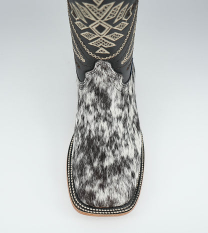 Rock'em Women's Cow Hair Boots Size: 5.5 *AS SEEN ON IMAGE*