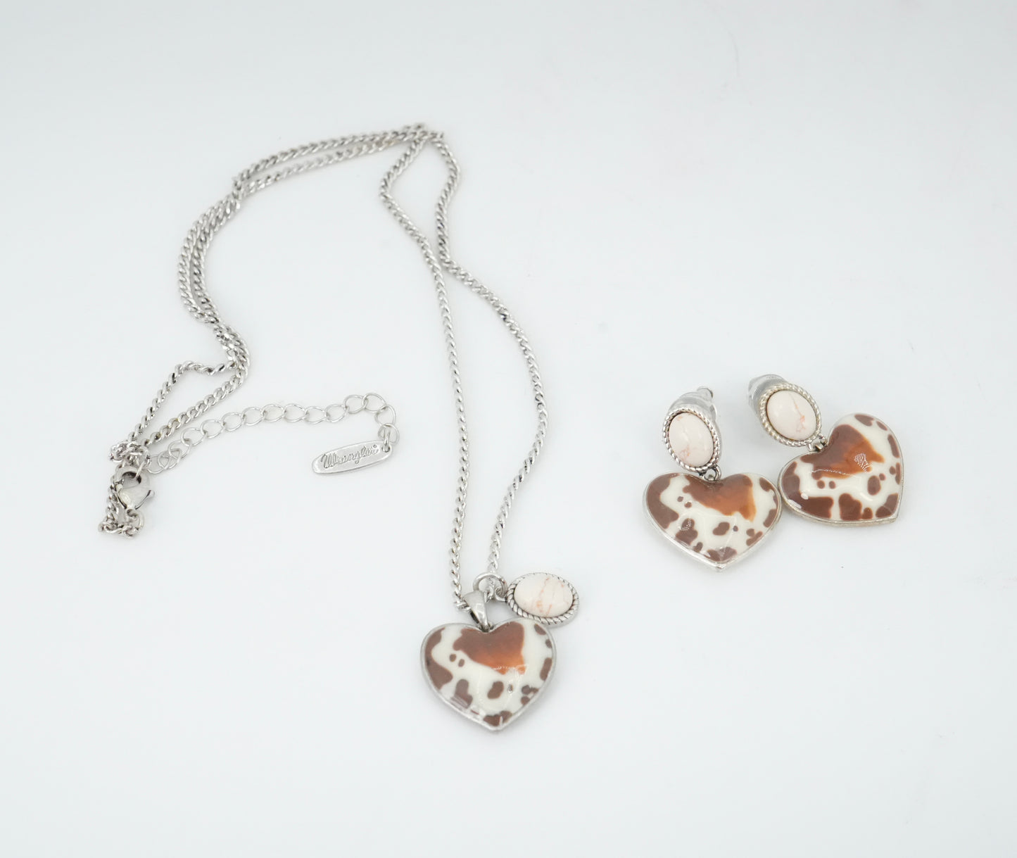 Wrangler Natural Stone Silver Pendant Set - Beige Cow Print