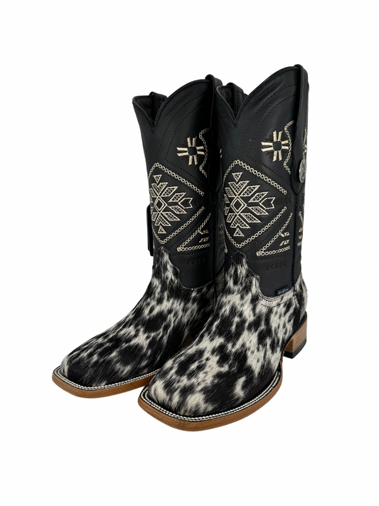 Rock'em Women's Cow Hair Boots Size: 6.5 *AS SEEN ON IMAGE*