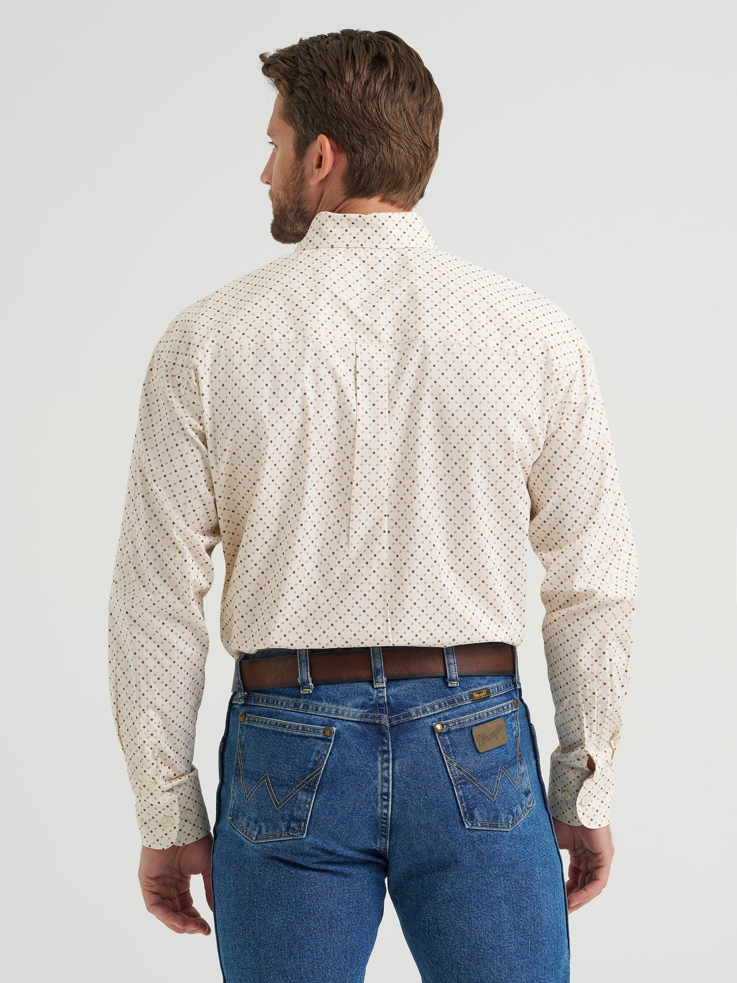 Wrangler Men's George Strait Tan Print Long Sleeve Button Down Shirt