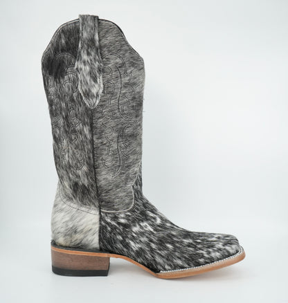 Rock'em Women's Full Cow Hair Boots Size: 8.5 *AS SEEN ON IMAGE*