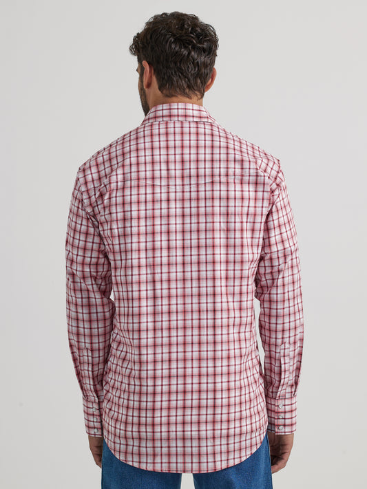 Wrangler Men's Classic Fit Long Sleeve Red Plaid Western Shirt
