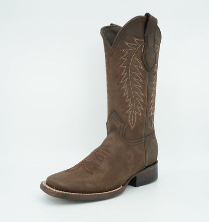 Vaquero Signature Women’s Brown Feathers Wide Square Toe Boot