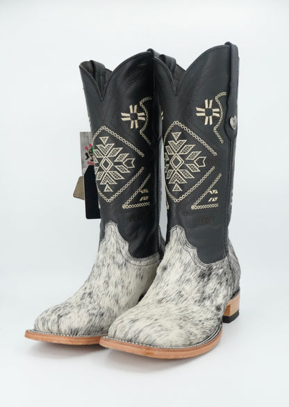 Rock'em Women's Aztec Cow Hair Boots Size: 9.0 *AS SEEN ON IMAGE*
