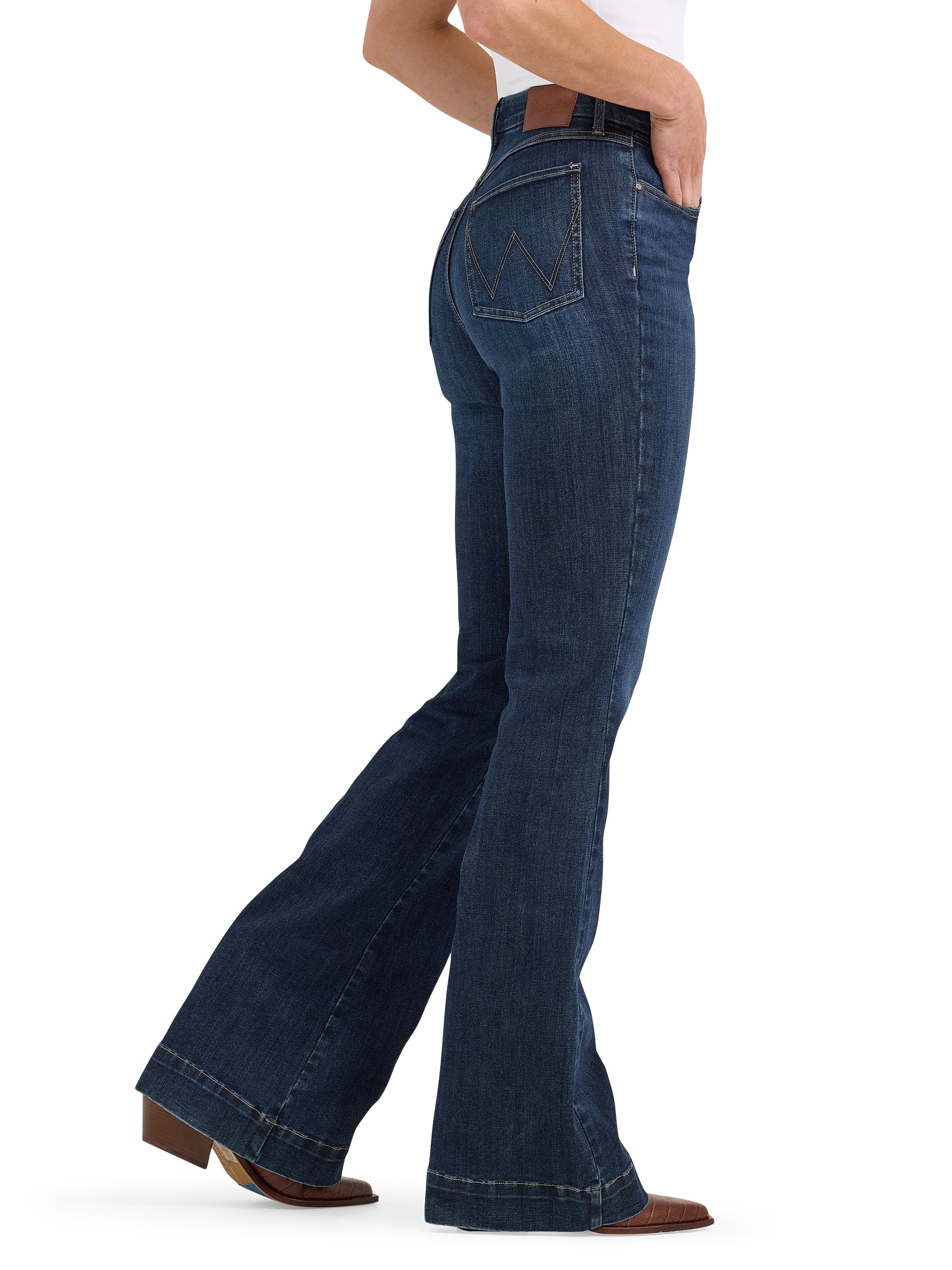 Wrangler Women's Alexandra Bespoke High Rise Stretch Trouser Jean