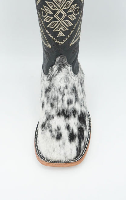 Rock'em Women's Aztec Cow Hair Boots Size: 8.5 *AS SEEN ON IMAGE*