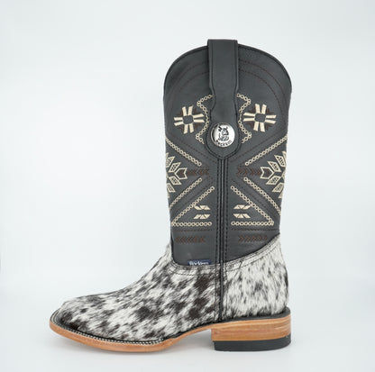 Rock'em Women's Cow Hair Boots Size: 5.5 *AS SEEN ON IMAGE*