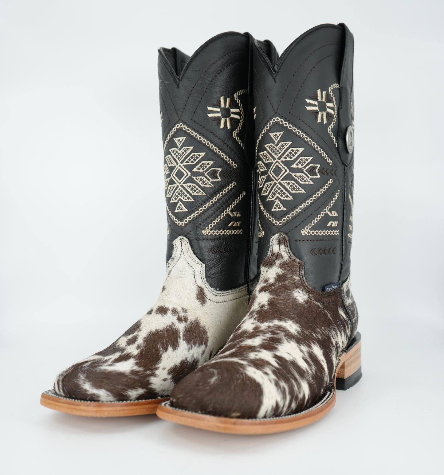 Rock'em Women's Cow Hair Boots Size: 6 *AS SEEN ON IMAGE*