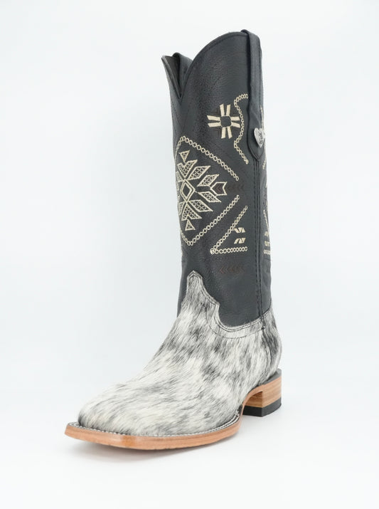 Rock'em Women's Aztec Cow Hair Boots Size: 8 *AS SEEN ON IMAGE*