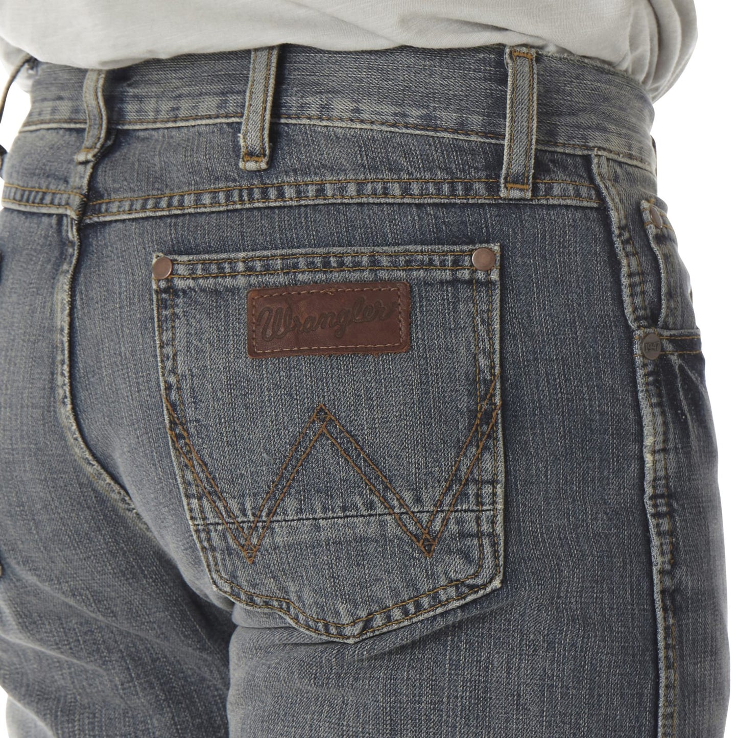 Vaqueros de pernera recta Dark Knight de corte slim retro de Wrangler