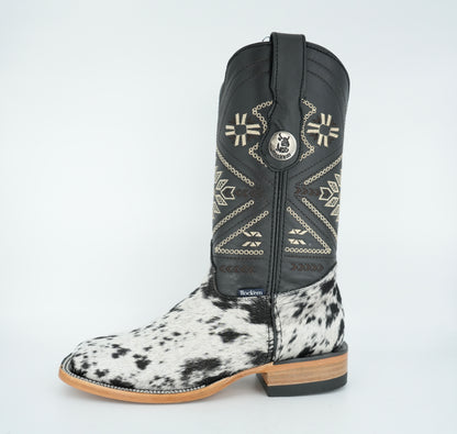 Rock'em Women's Cow Hair Boots Size: 5.0 *AS SEEN ON IMAGE*