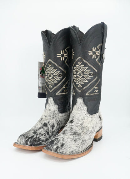 Rock'em Women's Aztec Cow Hair Boots Size: 7 *AS SEEN ON IMAGE*