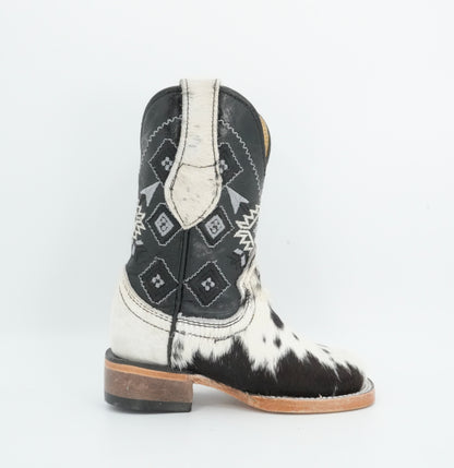 Rock'em Kid's Cow Hair White/Black Boots Size: 7 US / 14 MEX  *AS SEEN ON IMAGE*