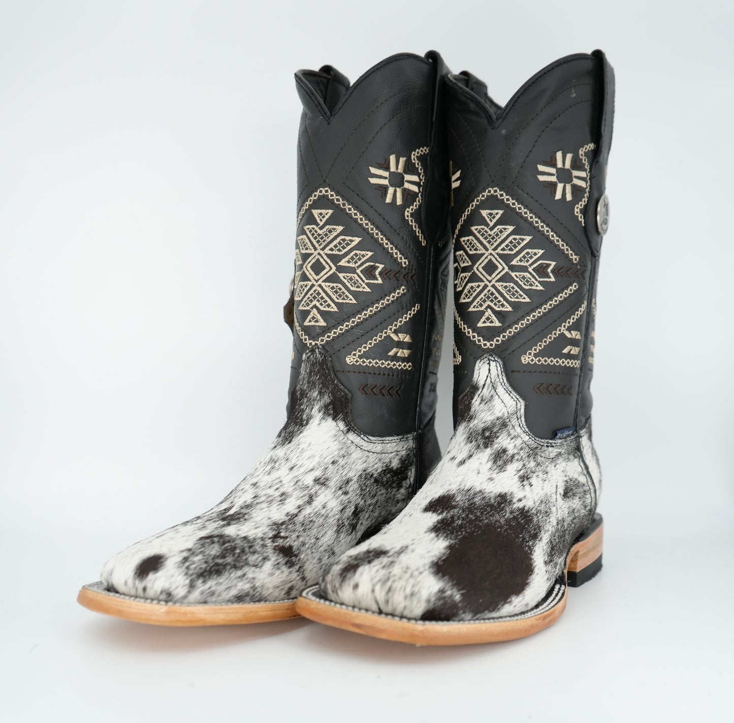 Rock'em Women's Cow Hair Boots Size: 5.5 *AS SEEN ON IMAGE*