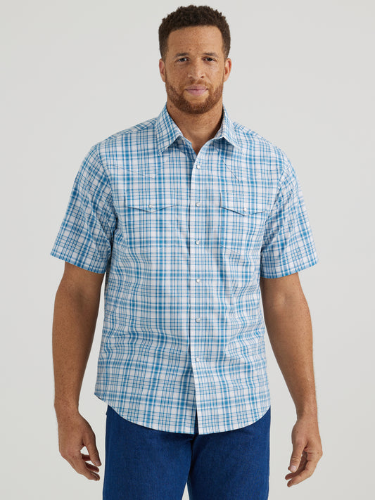 Wrangler Men's Wrinkle Resist Short Sleeve Western Snap Shirt Blue Plaid
