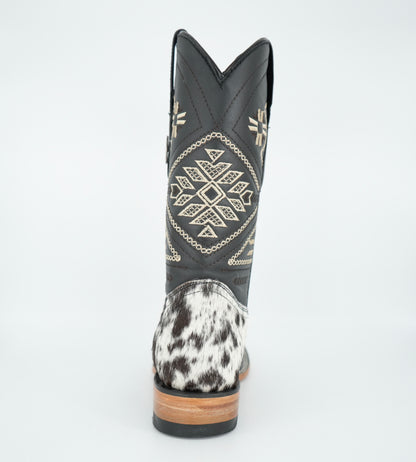 Rock'em Women's Cow Hair Boots Size: 5 *AS SEEN ON IMAGE*