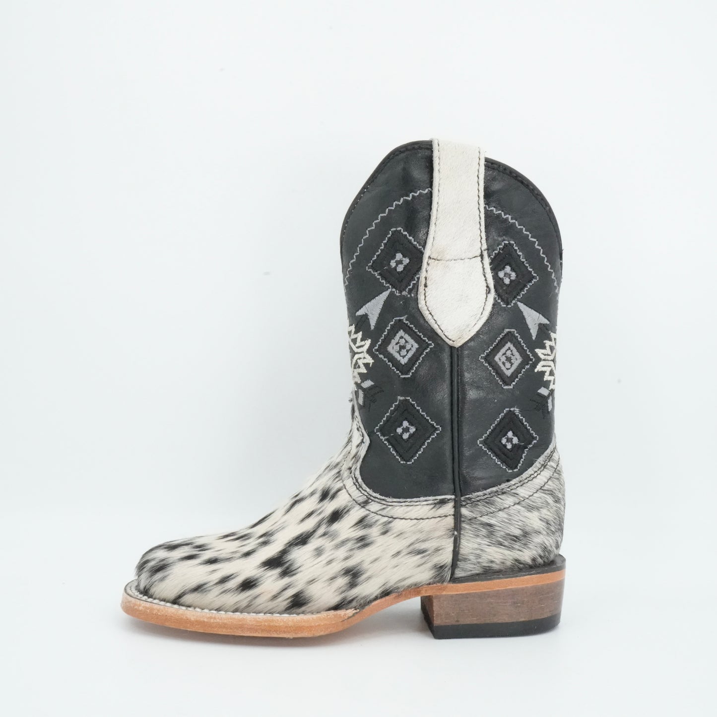 Rock'em Kid's Cow Hair White/Black Boots Size: 10 US / 17 MEX  *AS SEEN ON IMAGE*