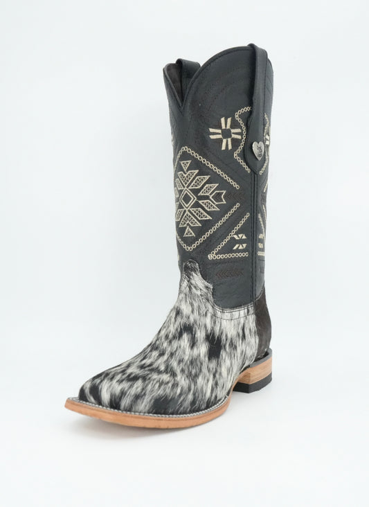 Rock'em Women's Aztec Cow Hair Boots Size: 6 *AS SEEN ON IMAGE*