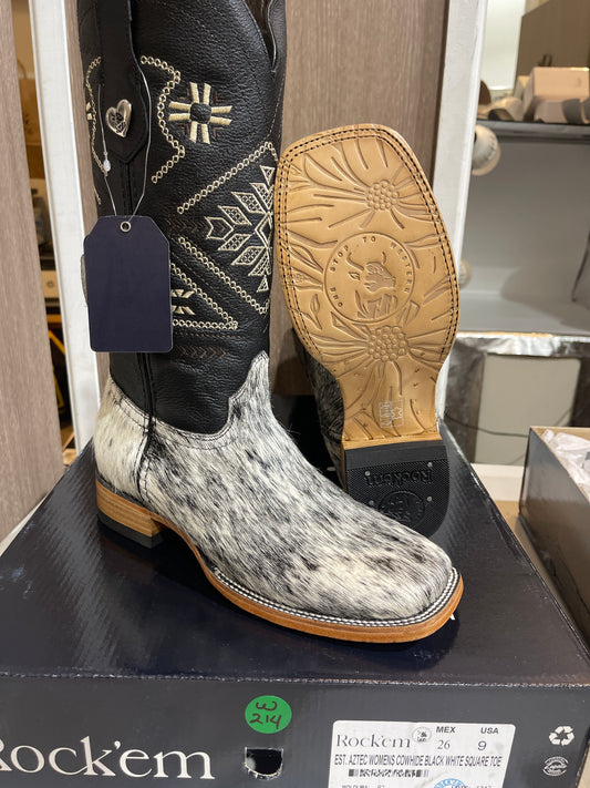Rock'em Women's Aztec Cow Hair Boots Size: 9.0 *AS SEEN ON IMAGE*