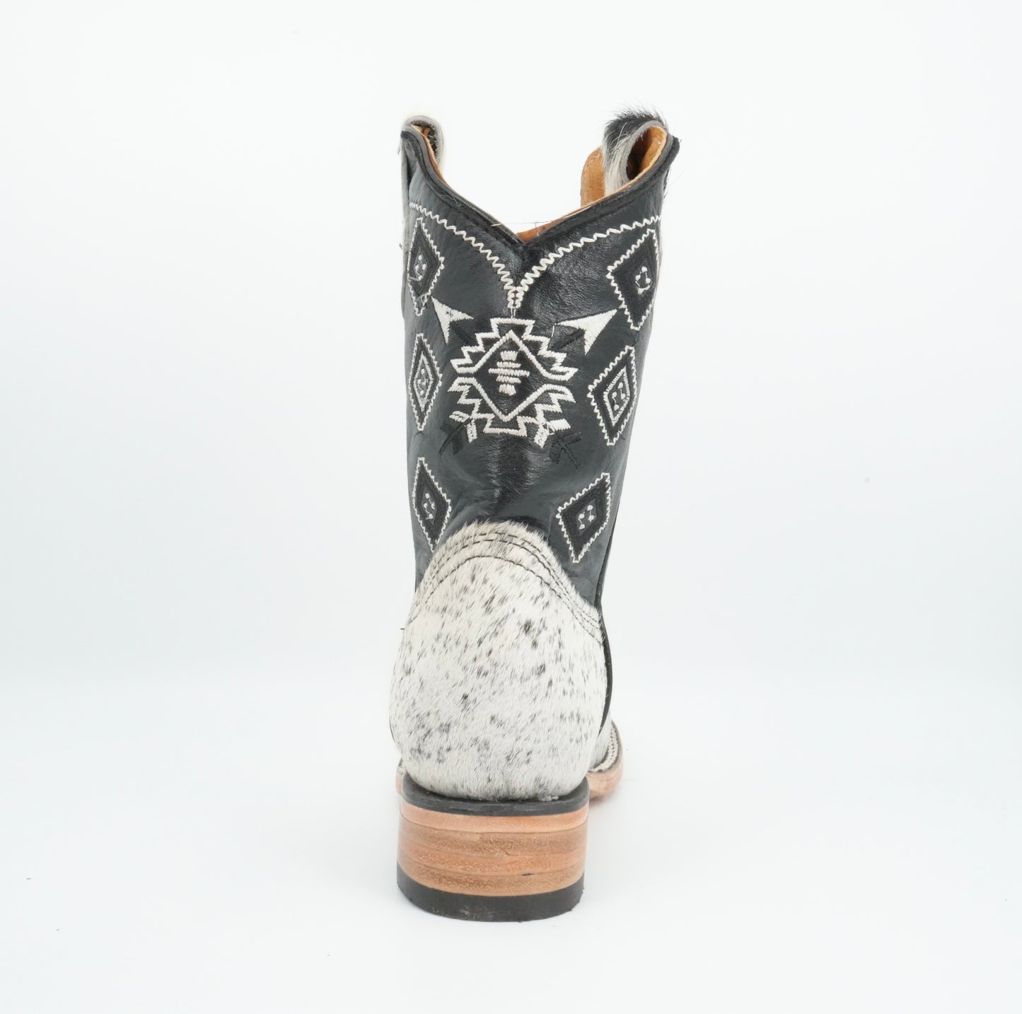 Rock'em Kid's Cow Hair White/Black Boots Size: 2 US / 22 MEX  *AS SEEN ON IMAGE*