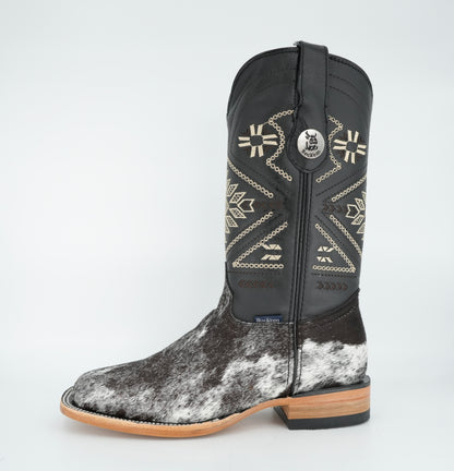 Rock'em Women's Cow Hair Boots Size: 6.5 *AS SEEN ON IMAGE*