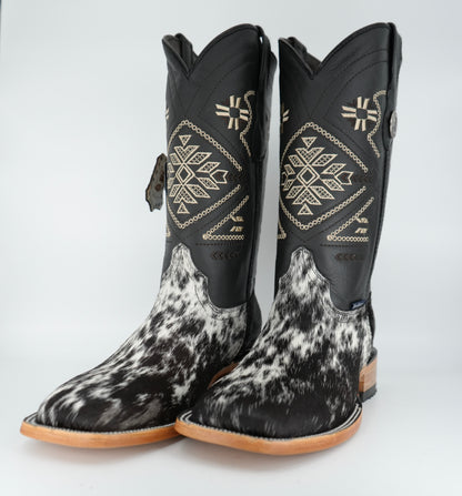 Rock'em Women's Cow Hair Boots Size: 8.5 *AS SEEN ON IMAGE*