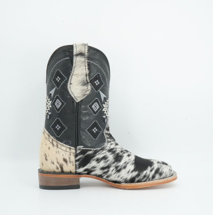 Rock'em Kid's Cow Hair White/Black Boots Size: 13 US / 20 MEX  *AS SEEN ON IMAGE*