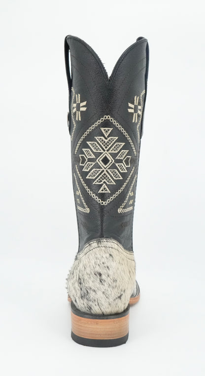 Rock'em Women's Aztec Cow Hair Boots Size: 8.5 *AS SEEN ON IMAGE*