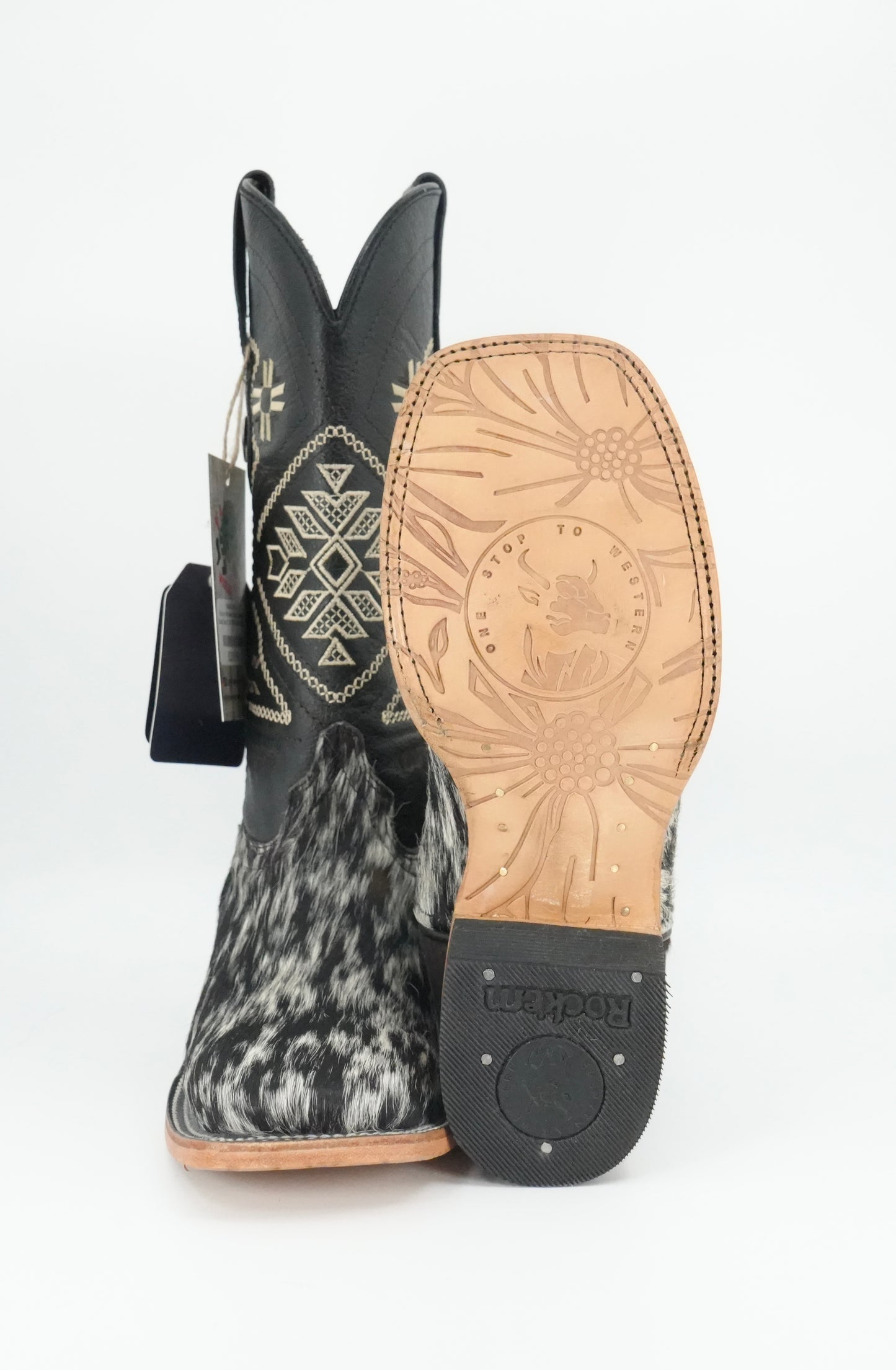 Rock'em Women's Aztec Cow Hair Boots Size: 6 *AS SEEN ON IMAGE*
