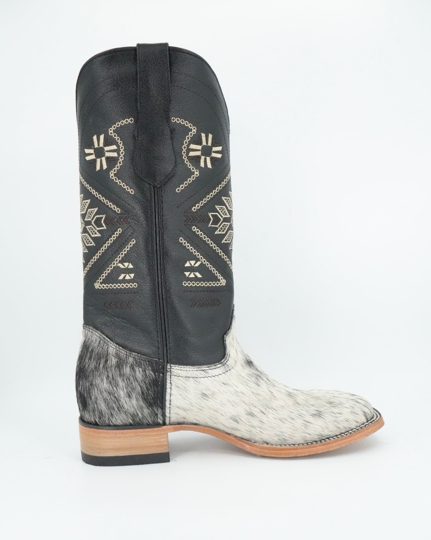 Rock'em Women's Aztec Cow Hair Boots Size: 9.0 *AS SEEN ON IMAGE*