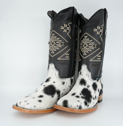 Rock'em Women's Cow Hair Boots Size: 9.0 *AS SEEN ON IMAGE*