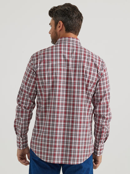 Wrangler Men's Wrinkle Resist Long Sleeve Western Snap Shirt Red Plaid