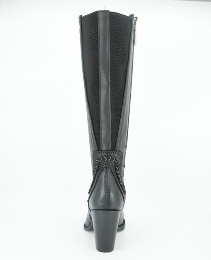 Cuadra Women's Bovine Laser Round Toe Leather Boot - Black