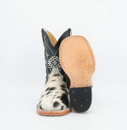 Rock'em Kid's Cow Hair White/Black Boots Size: 7 US / 14 MEX  *AS SEEN ON IMAGE*