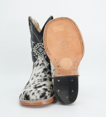 Rock'em Kid's Cow Hair White/Black Boots Size: 7 US / 14 MEX  *AS SEEN ON IMAGE*