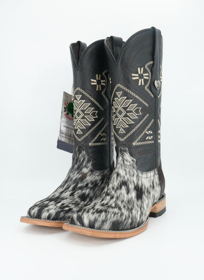 Rock'em Women's Aztec Cow Hair Boots Size: 6 *AS SEEN ON IMAGE*