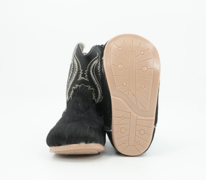 Padua Toddler Cow Hair Black Boot Size: 5 *AS SEEN ON IMAGE*