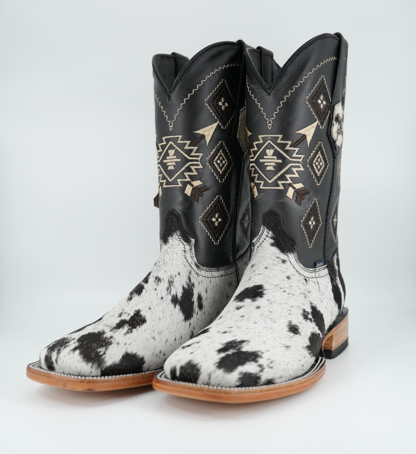 Rock'em Men's Cow Hair Boots Size 7 *AS SEEN ON IMAGE*