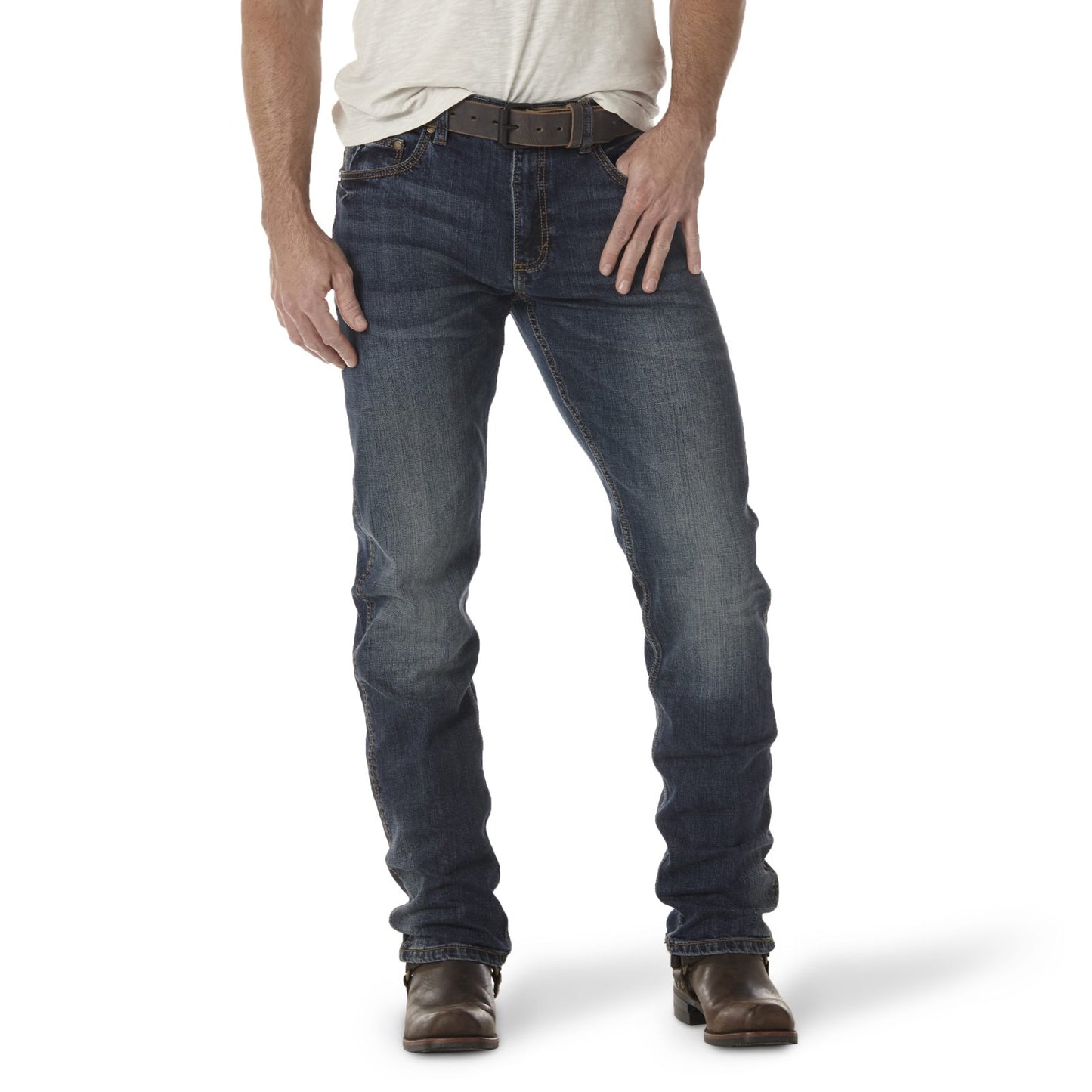 Wrangler Retro Slim Fit Bozeman Straight Leg Jean