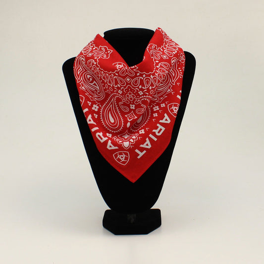 Bandana roja con la marca Ariat