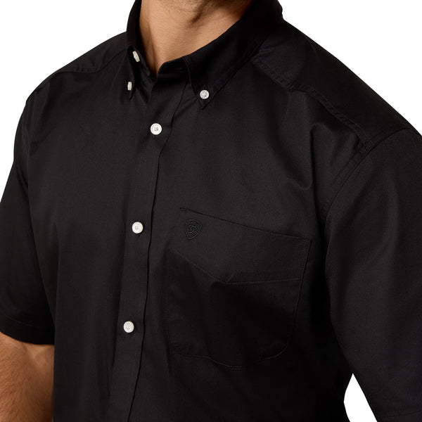 Ariat Men's Lightweight Twill Classic Fit Short Sleeve Shirt - Black